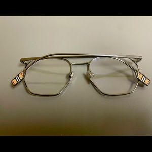 Authentic BURBERRY Aviator Fashion Glasses